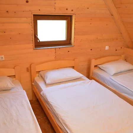 Kamp Gradac - Domrke